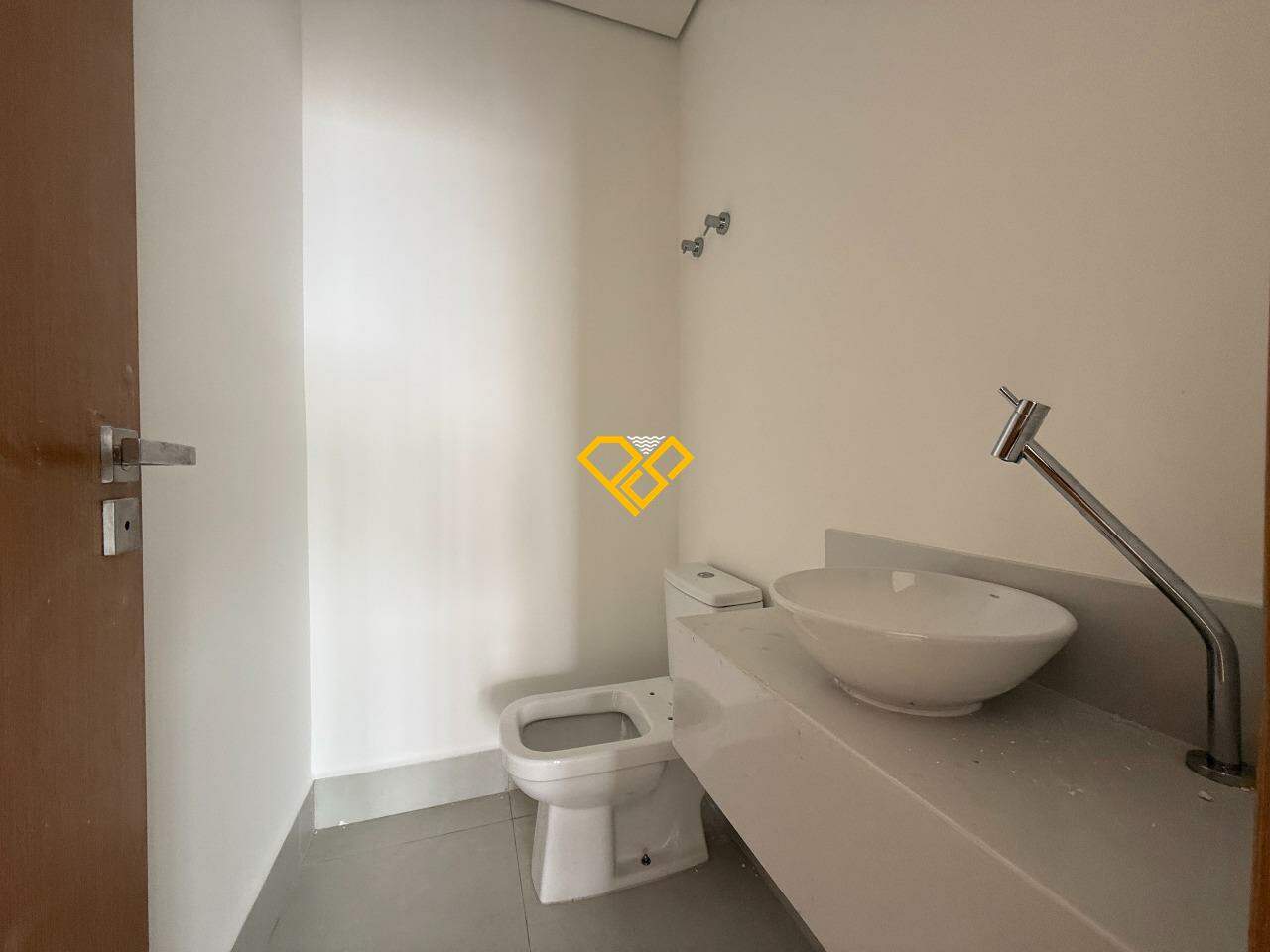 Apartamento à venda no Aparecida: Lavabo