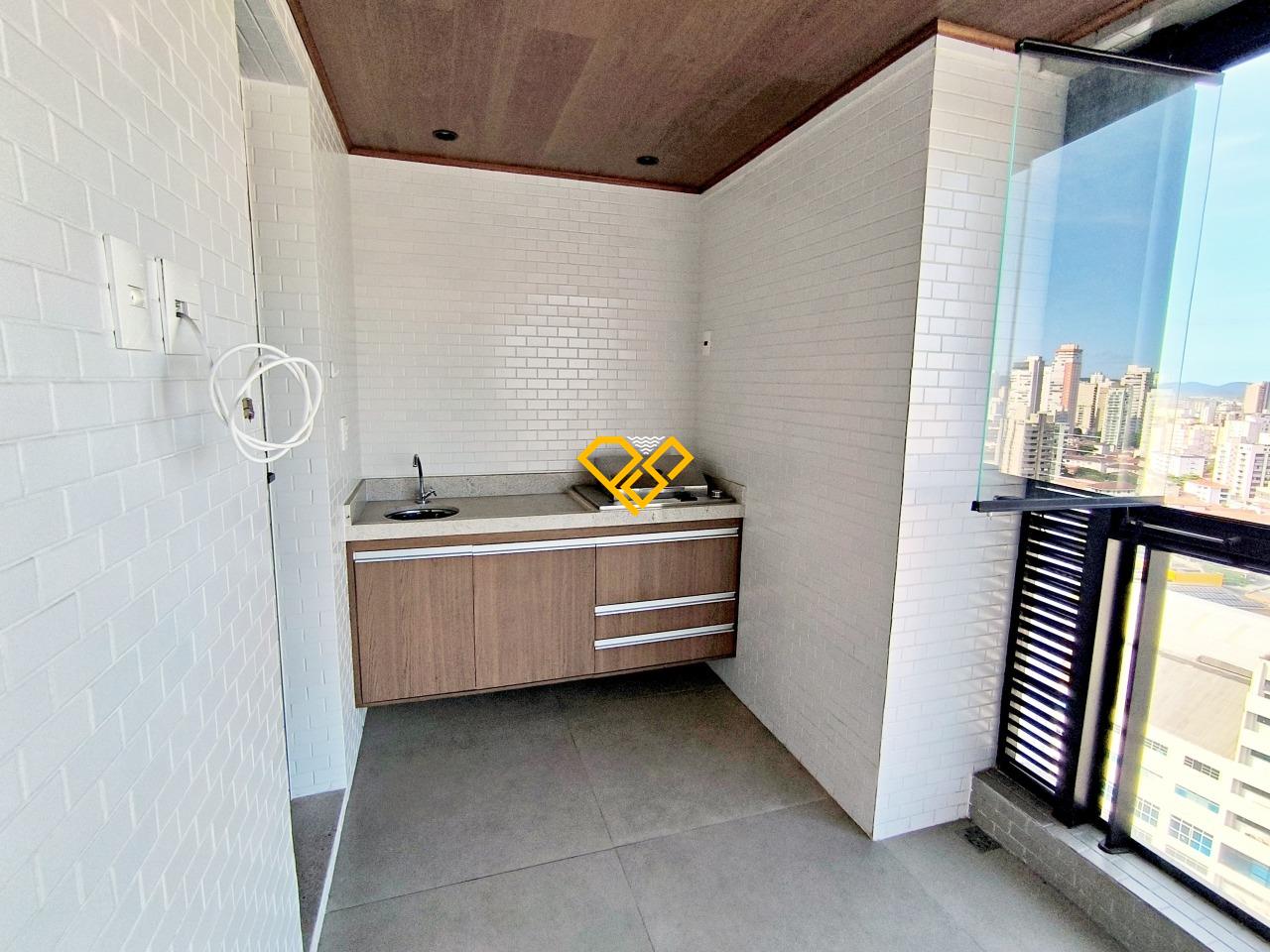 Apartamento para aluguel no Boqueirão: Varanda com churrasqueira