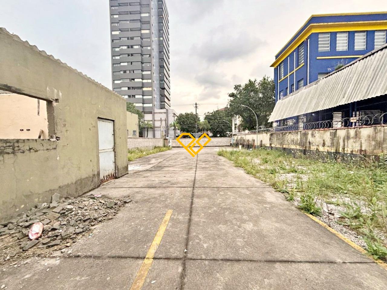 Terreno à venda no Encruzilhada: 