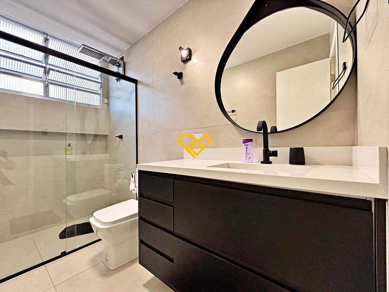 Apartamento à venda no Gonzaga: Wc social