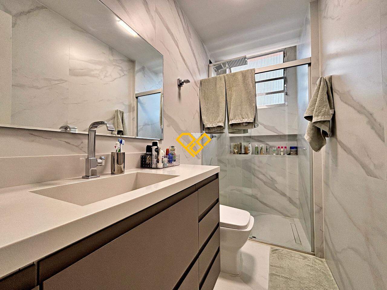 Apartamento à venda no Gonzaga: Wc suíte