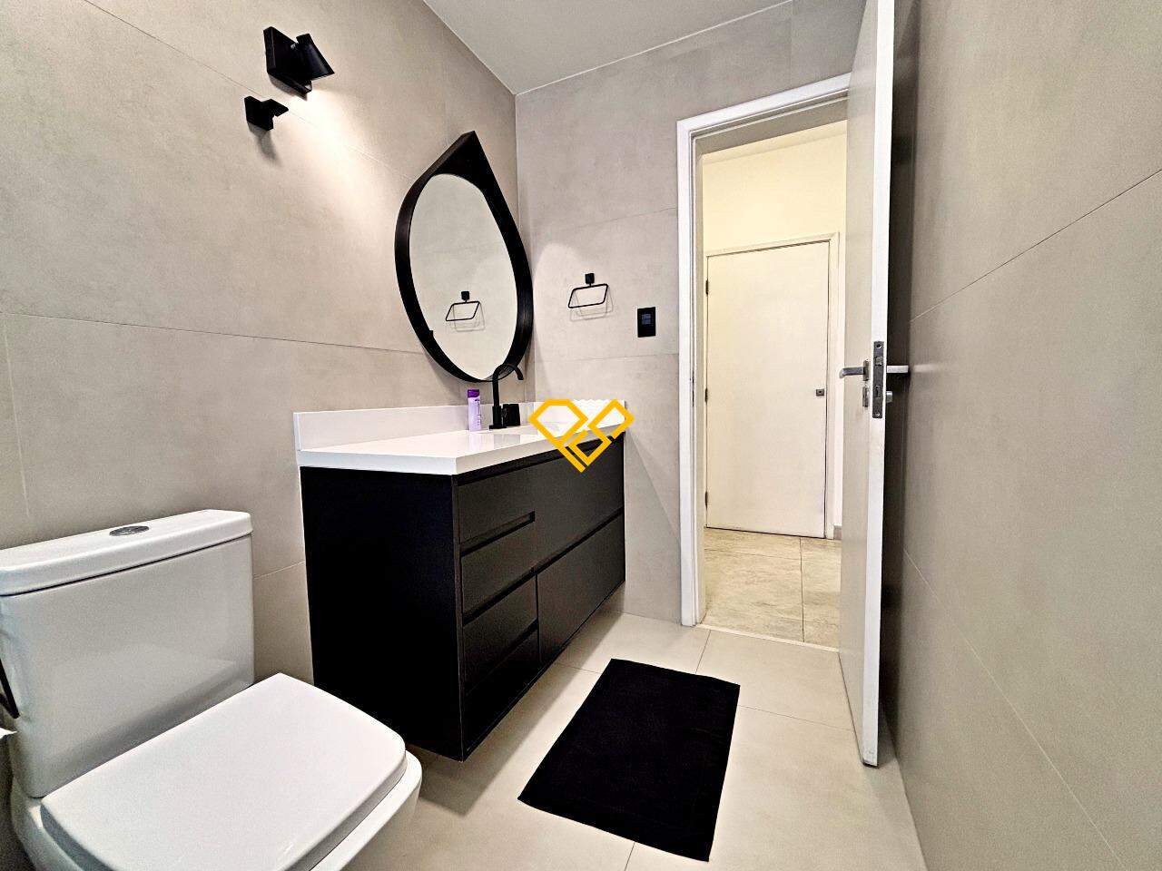 Apartamento à venda no Gonzaga: Wc social