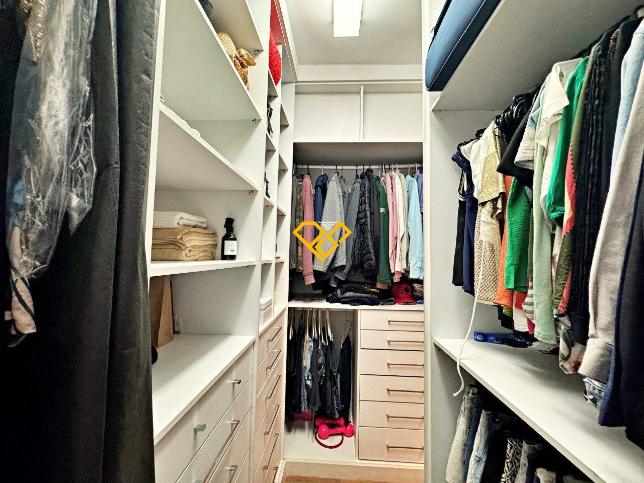 Apartamento à venda no Pompéia: Dormitório 1 - suíte - closet