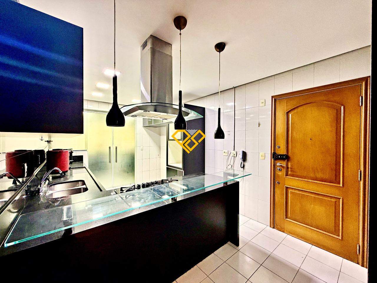 Apartamento para aluguel no Ponta da Praia: Cozinha