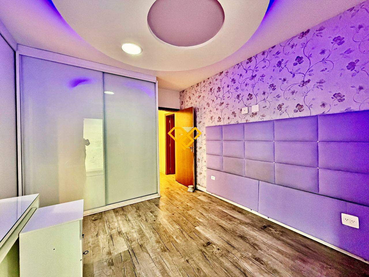Apartamento para aluguel no Ponta da Praia: Suíte 3