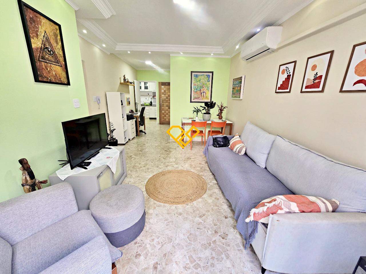 Apartamento à venda no Ponta da Praia: Sala