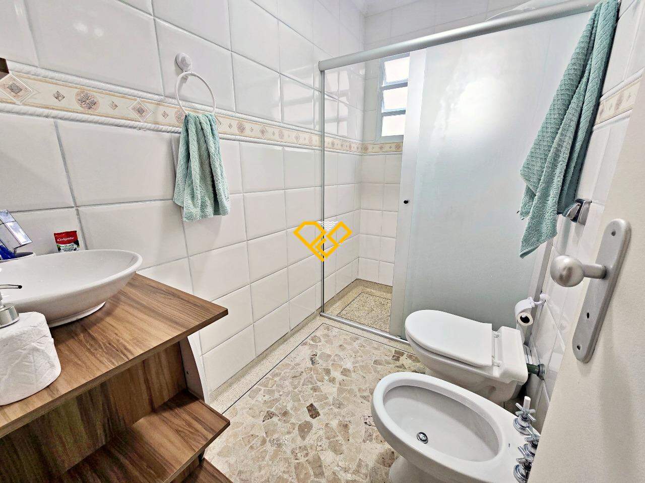 Apartamento à venda no Ponta da Praia: Wc social