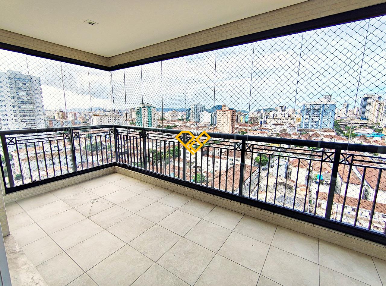 Apartamento para aluguel no Embaré: Varanda com churrasqueira