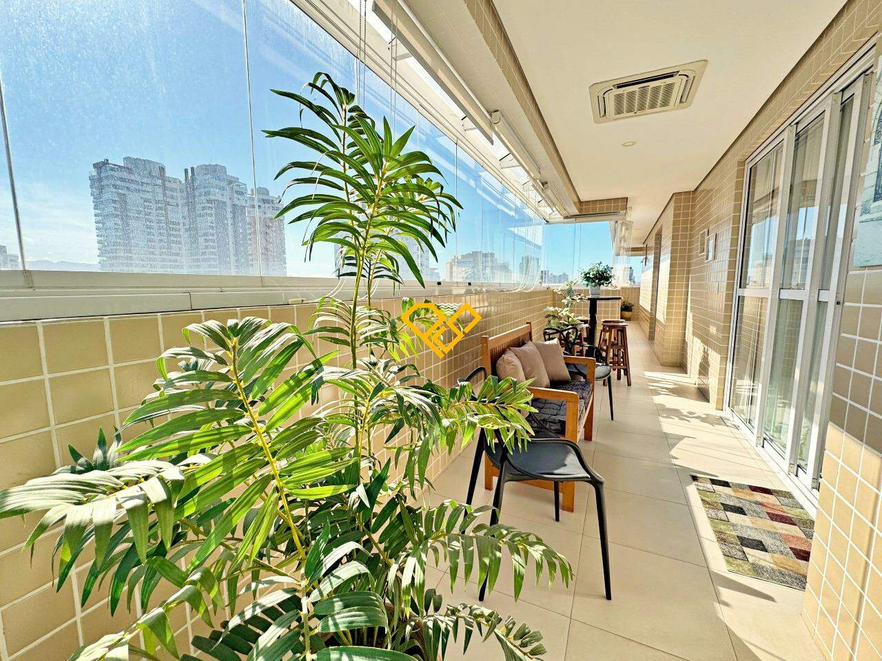 Apartamento à venda no Gonzaga: Varanda