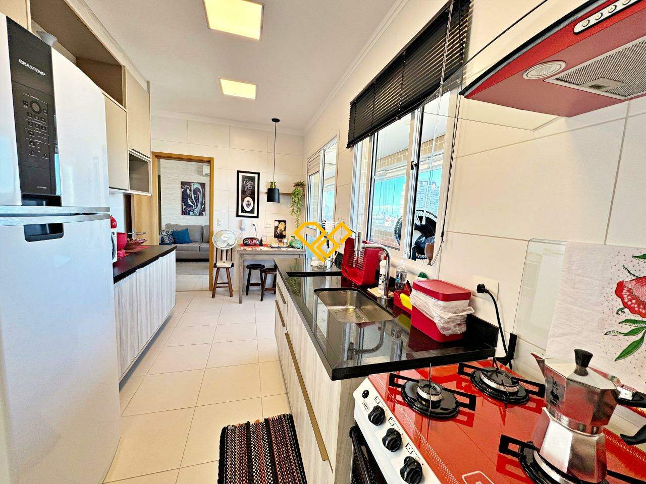 Apartamento à venda no Gonzaga: Cozinha