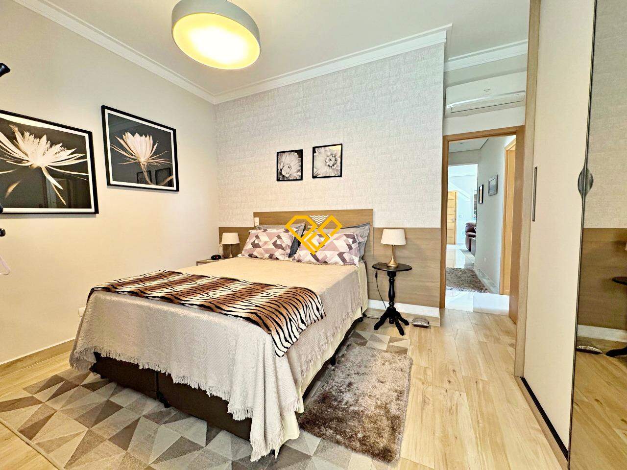 Apartamento à venda no Gonzaga: Suíte 1