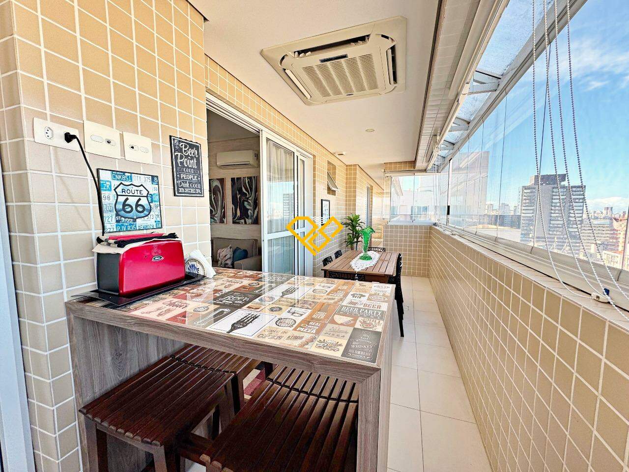 Apartamento à venda no Gonzaga: Varanda