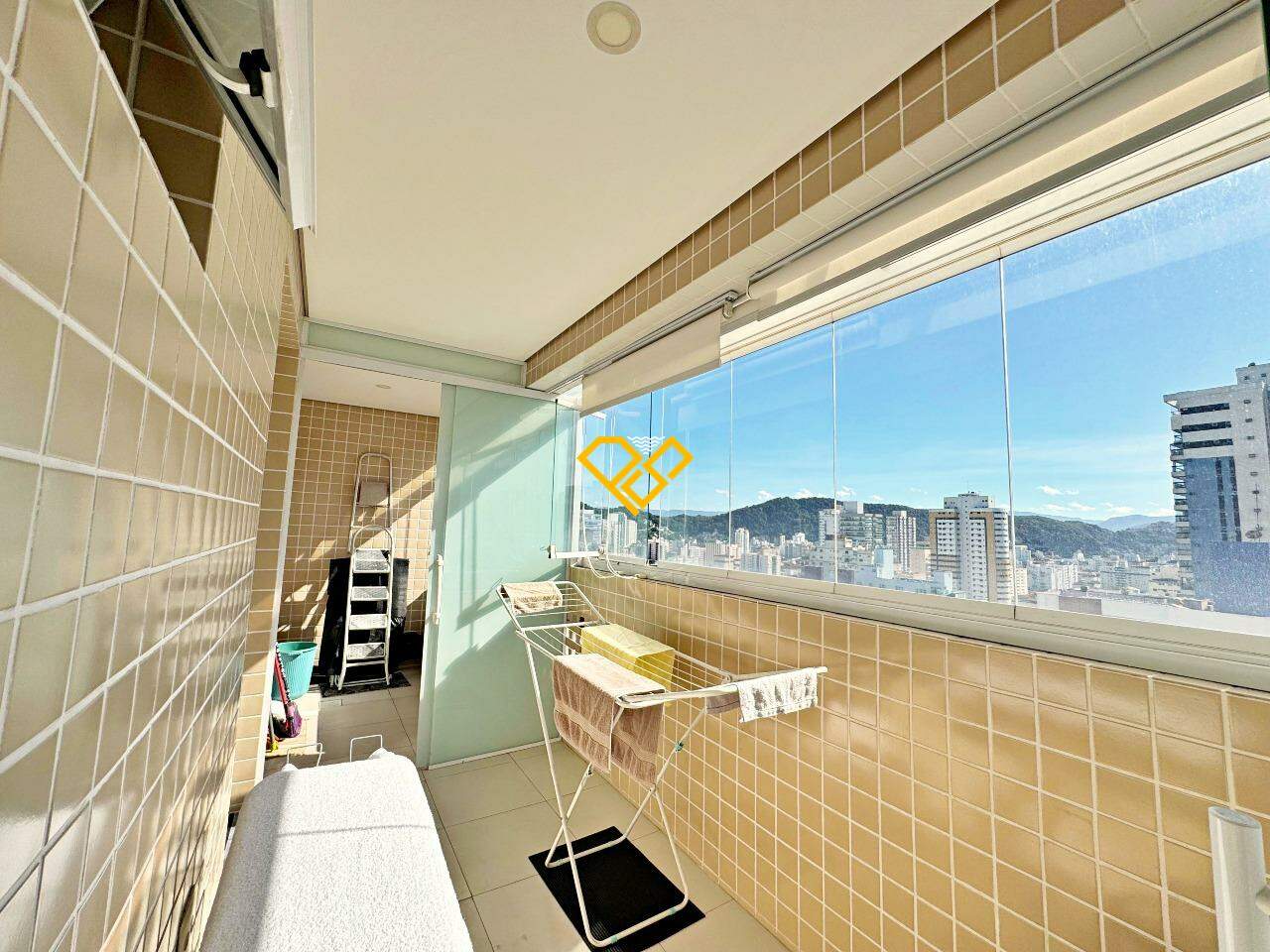 Apartamento à venda no Gonzaga: Área de serviço