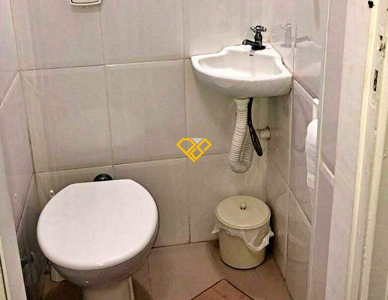 Apartamento à venda no Ponta da Praia: Wc de serviço