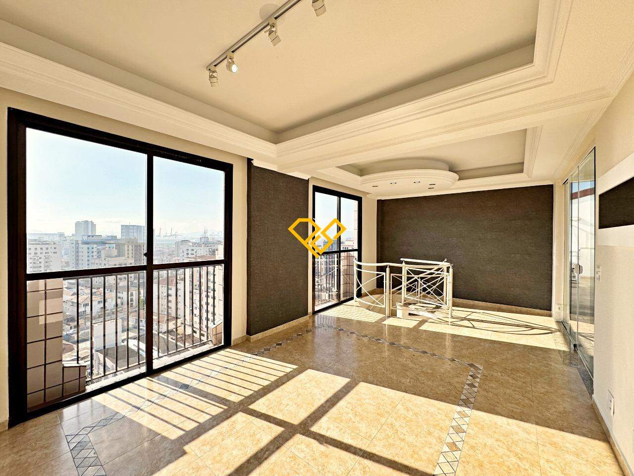Cobertura à venda no Embaré: Sala 2º piso