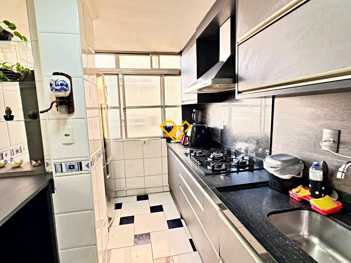 Apartamento à venda no Ponta da Praia: Cozinha