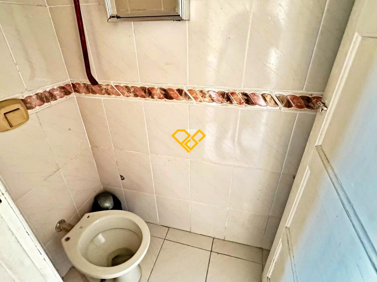 Apartamento à venda no Ponta da Praia: Wc de serviço