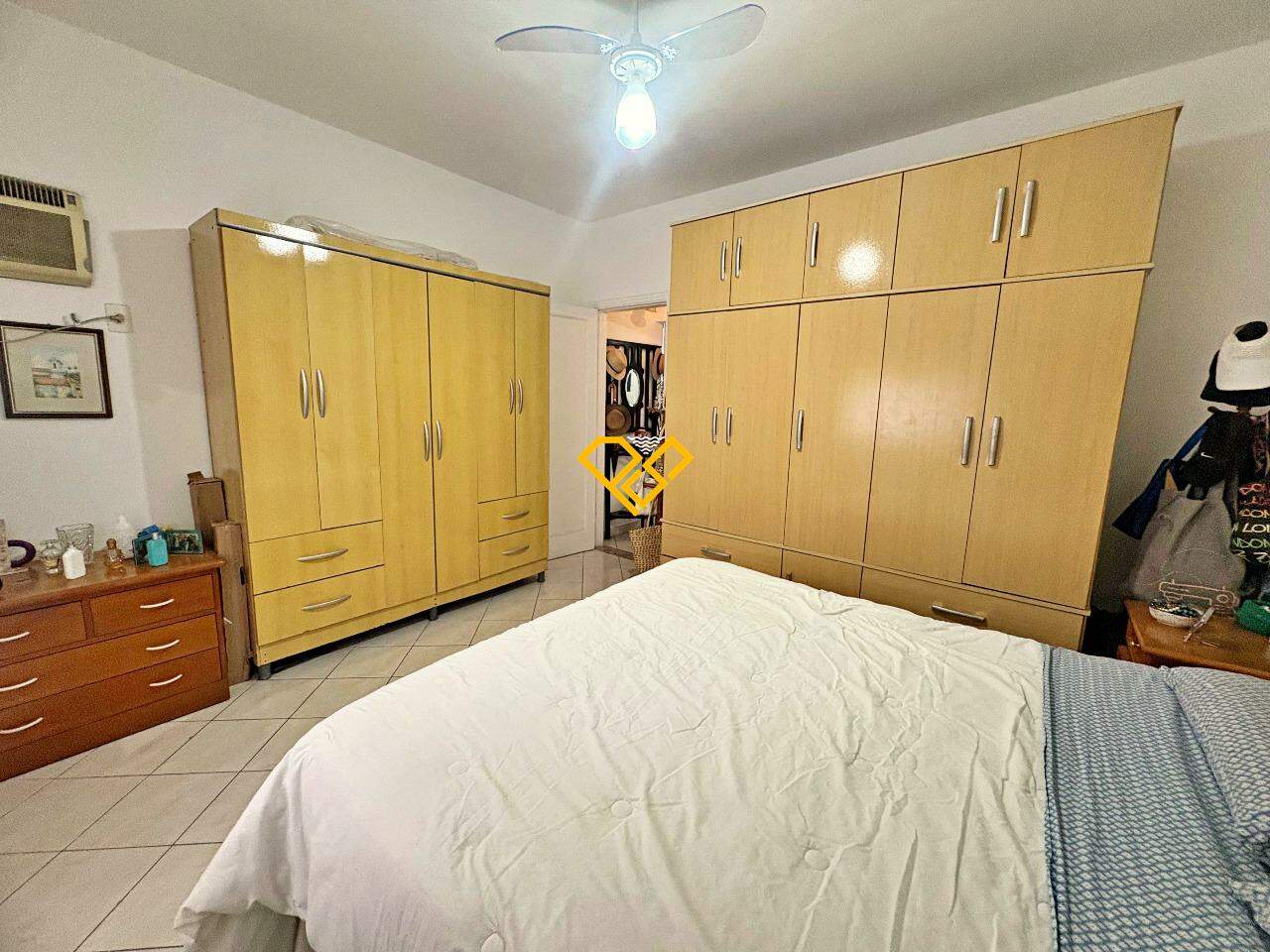 Apartamento à venda no Embaré: Dormitório