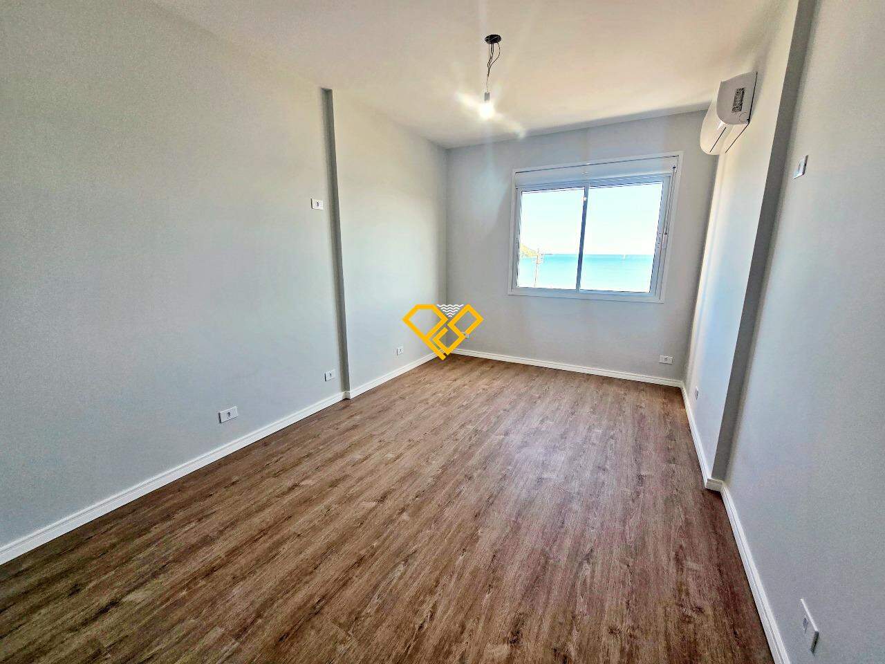 Apartamento à venda no Ponta da Praia: Dormitório 2