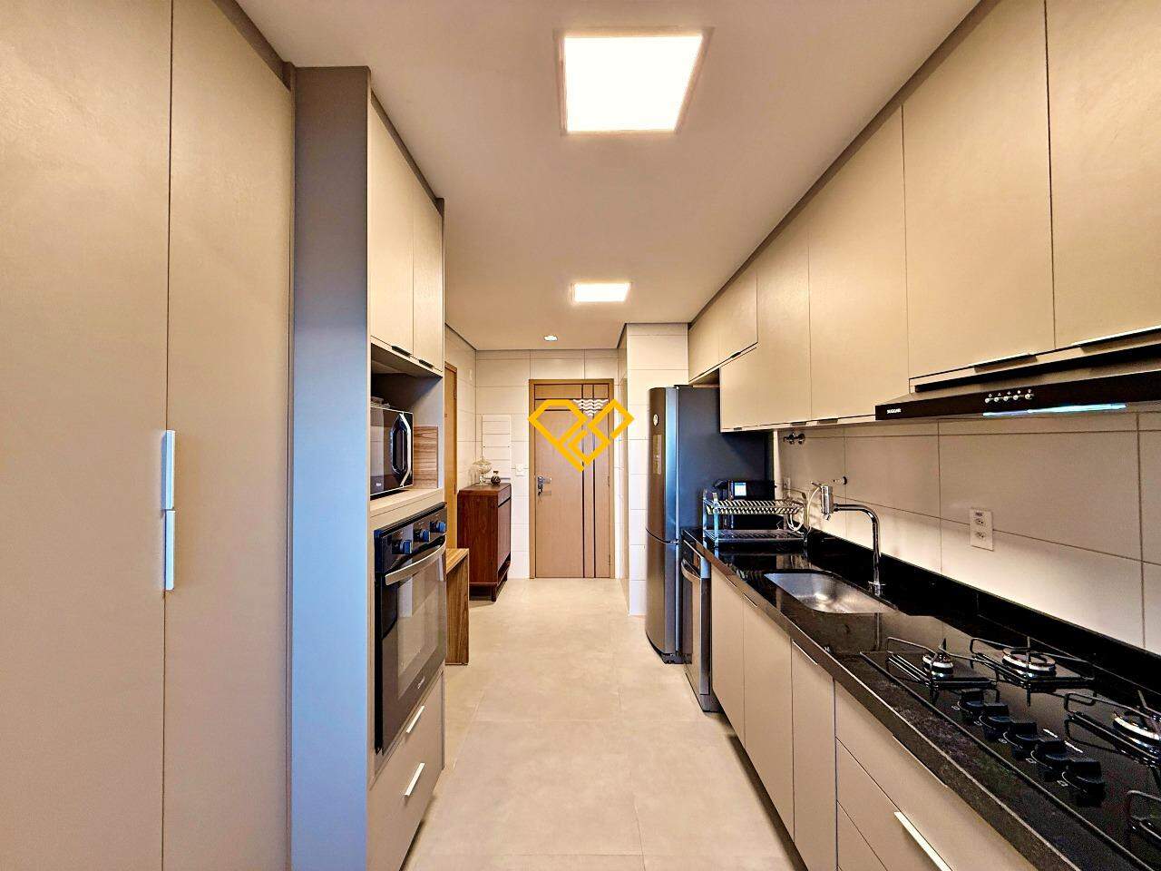 Apartamento à venda no Aparecida: Cozinha