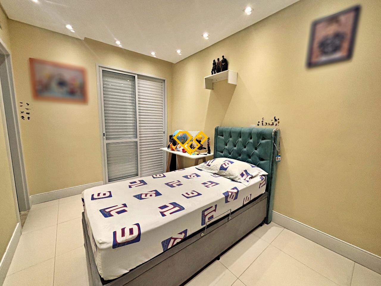 Apartamento à venda no Embaré: Dormitório 3