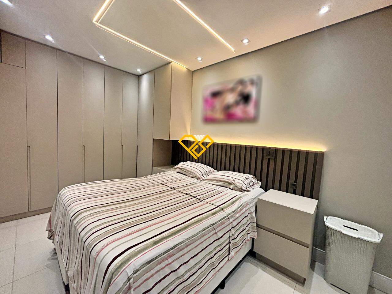 Apartamento à venda no Embaré: Dormitório 1 - suíte