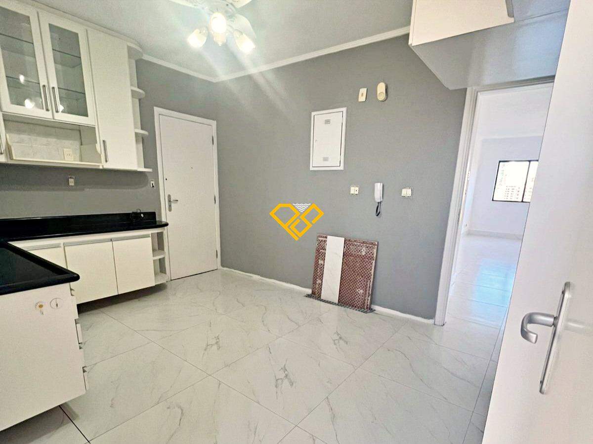 Apartamento à venda no Ponta da Praia: Cozinha