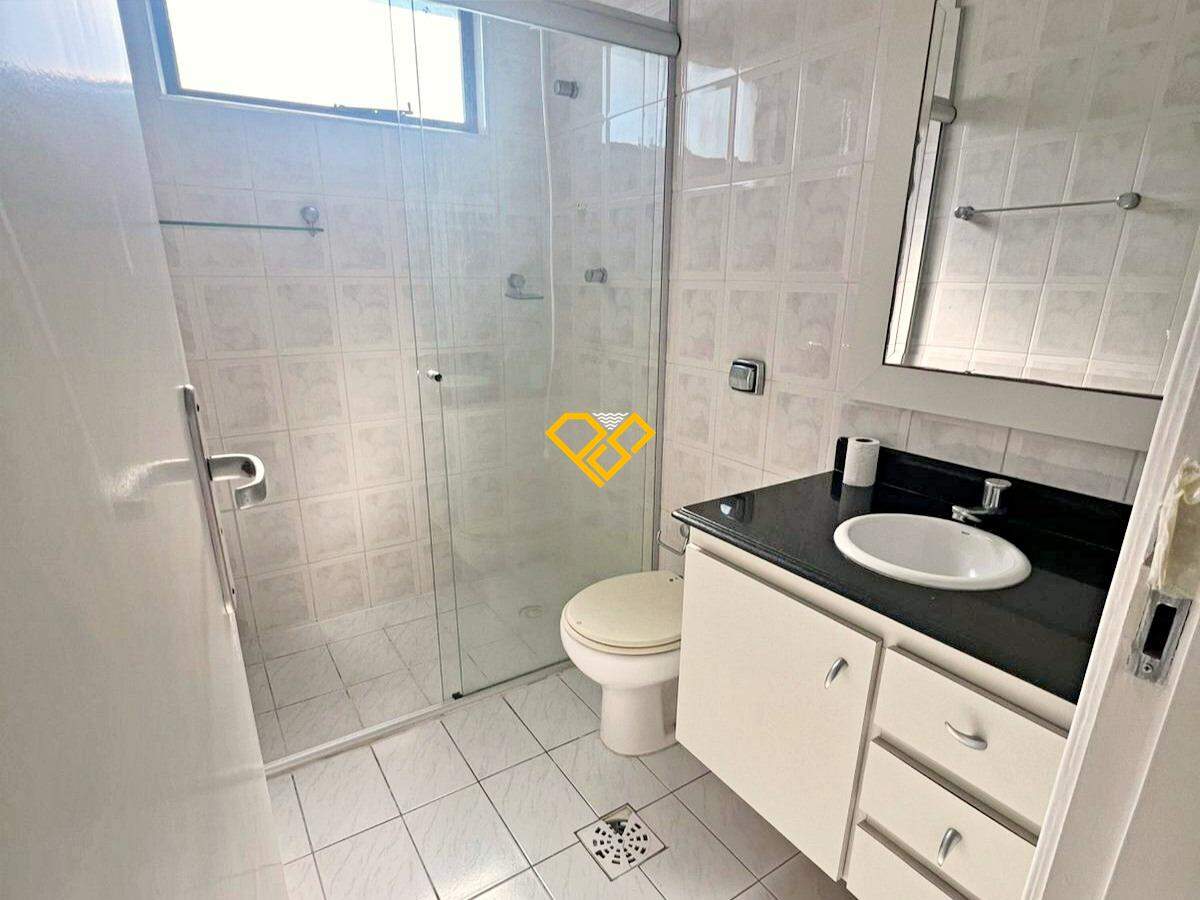Apartamento à venda no Ponta da Praia: Wc suíte