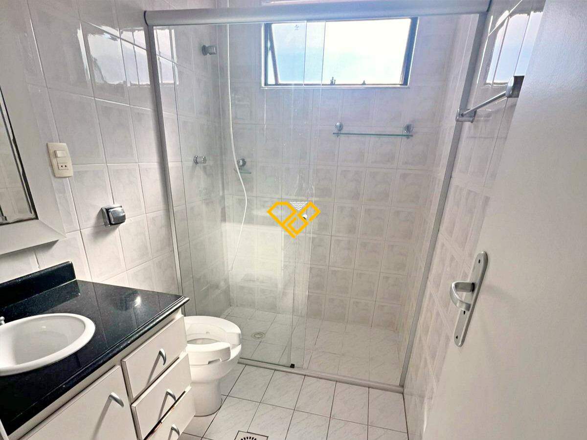Apartamento à venda no Ponta da Praia: Wc social