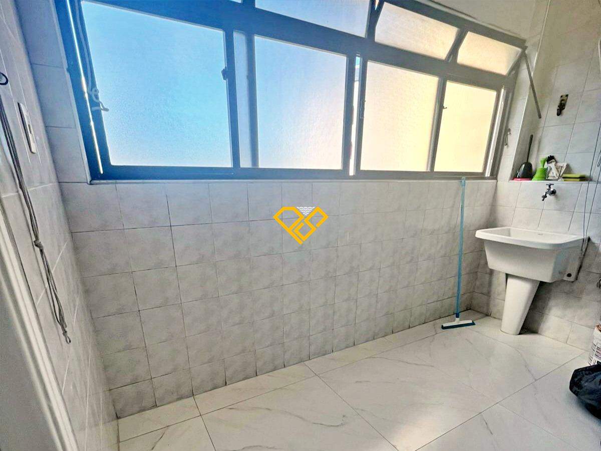 Apartamento à venda no Ponta da Praia: Área de serviço