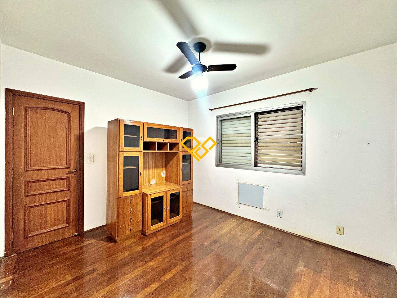 Apartamento à venda no Boqueirão: Dormitório 1 - suíte