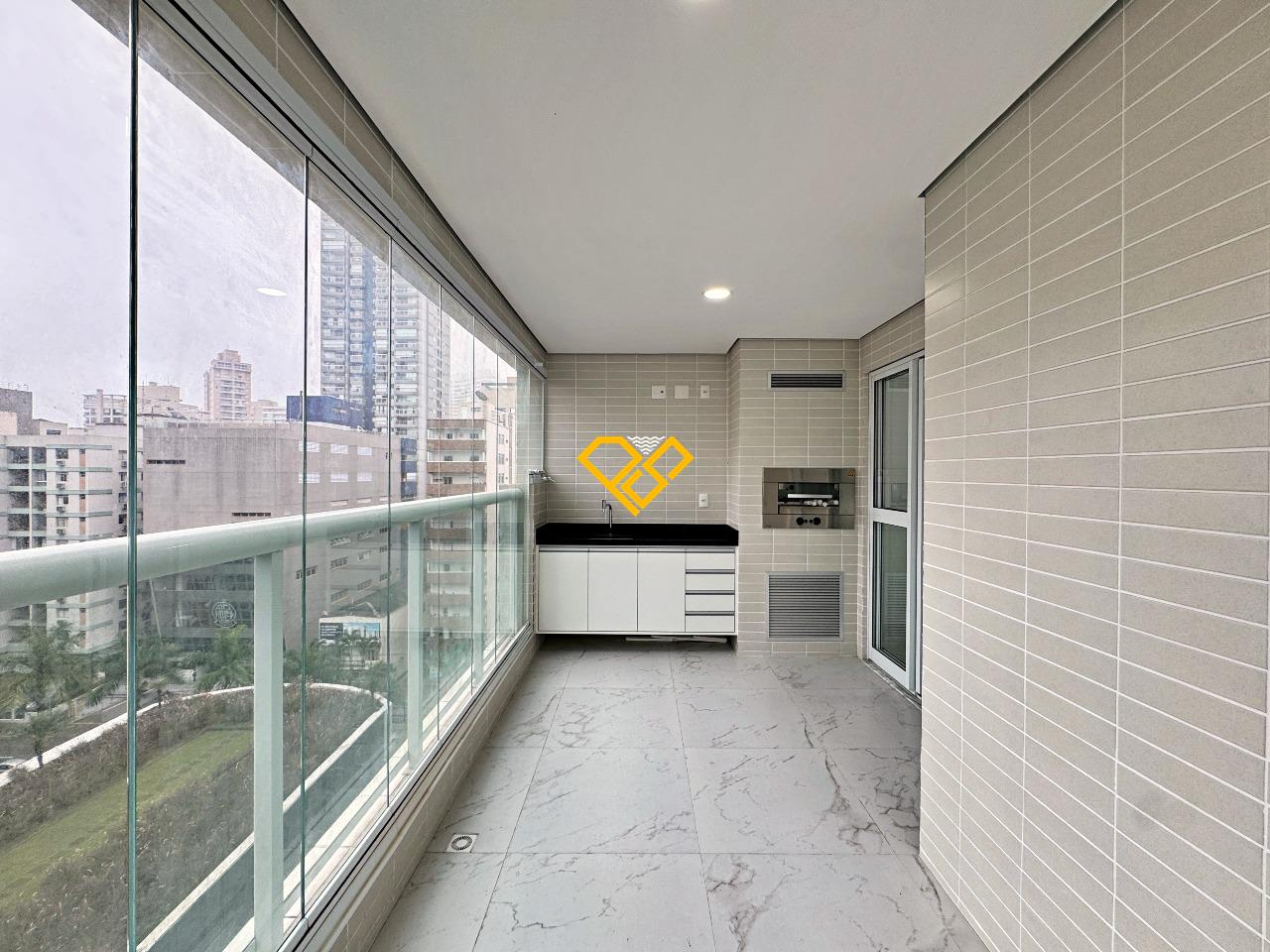 Apartamento para aluguel no Gonzaga: Varanda com churrasqueira