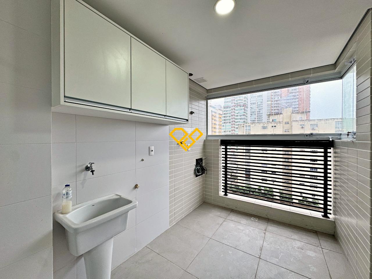 Apartamento para aluguel no Gonzaga: Área de serviço