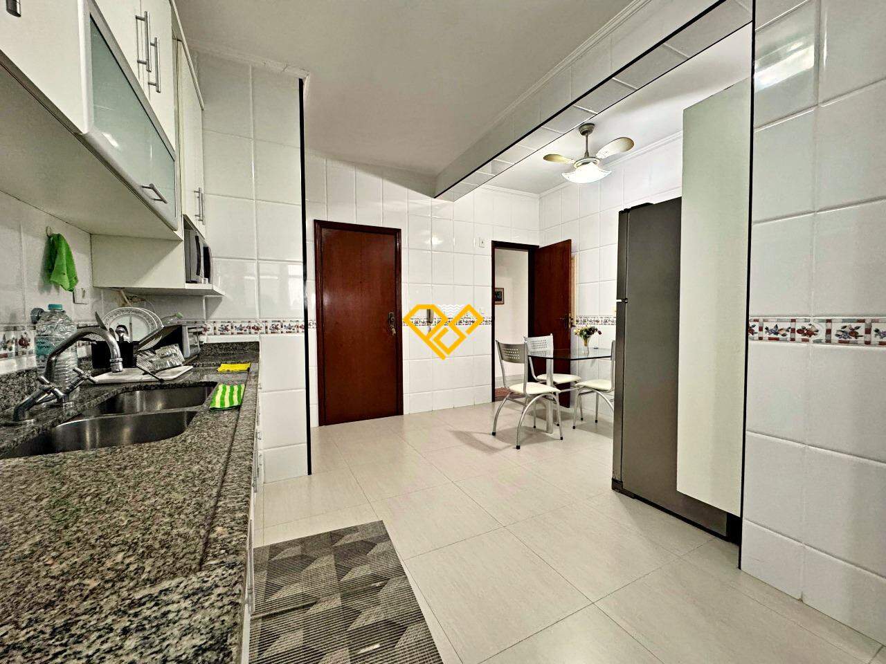 Apartamento à venda no Aparecida: Cozinha