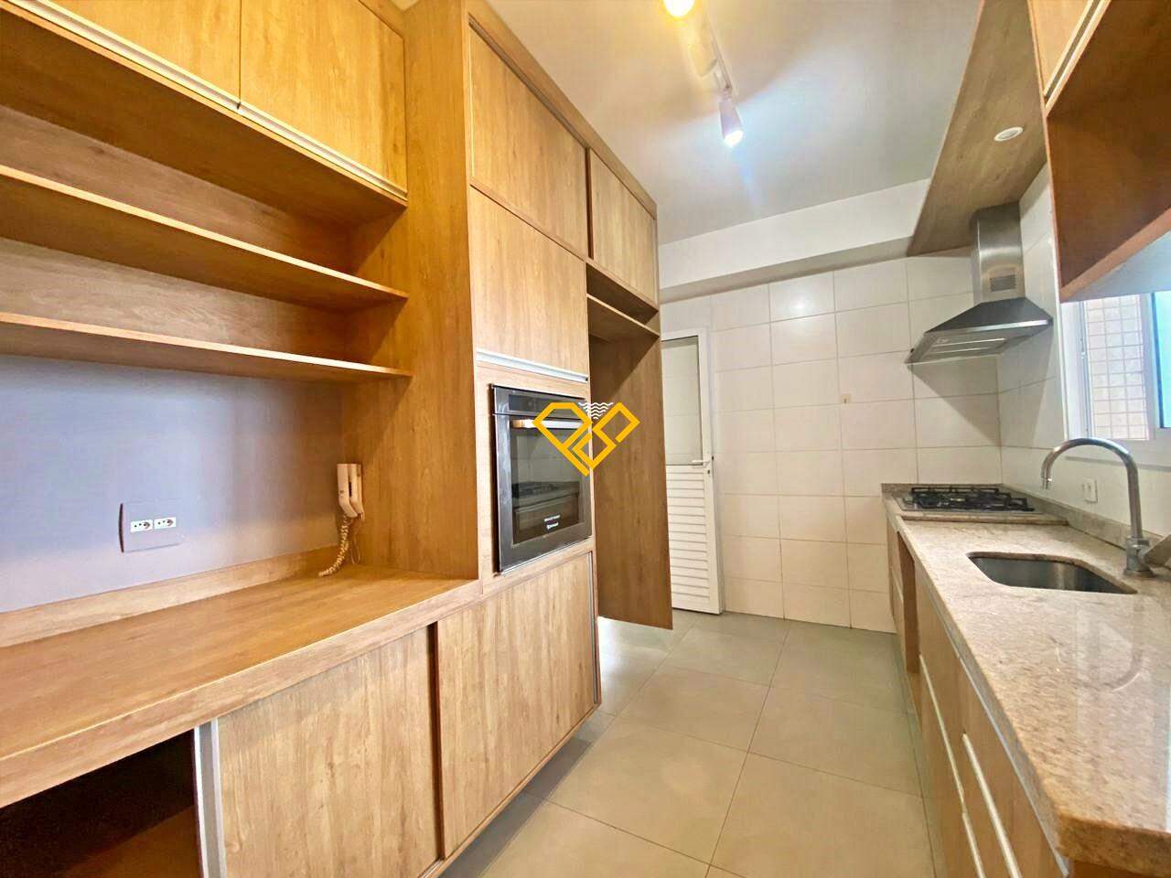 Apartamento à venda no Embaré: Cozinha