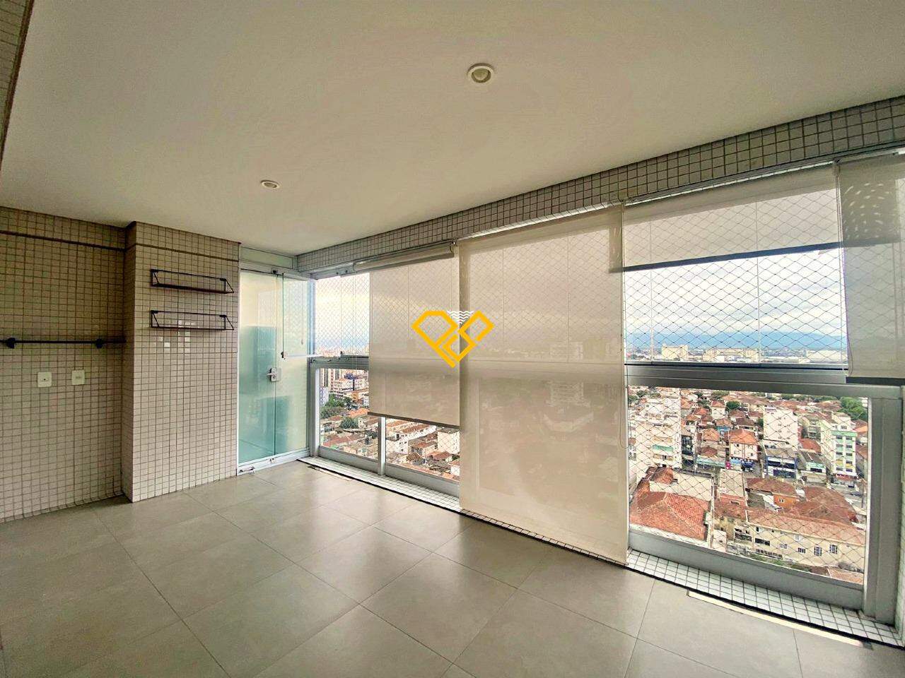 Apartamento à venda no Embaré: Varanda