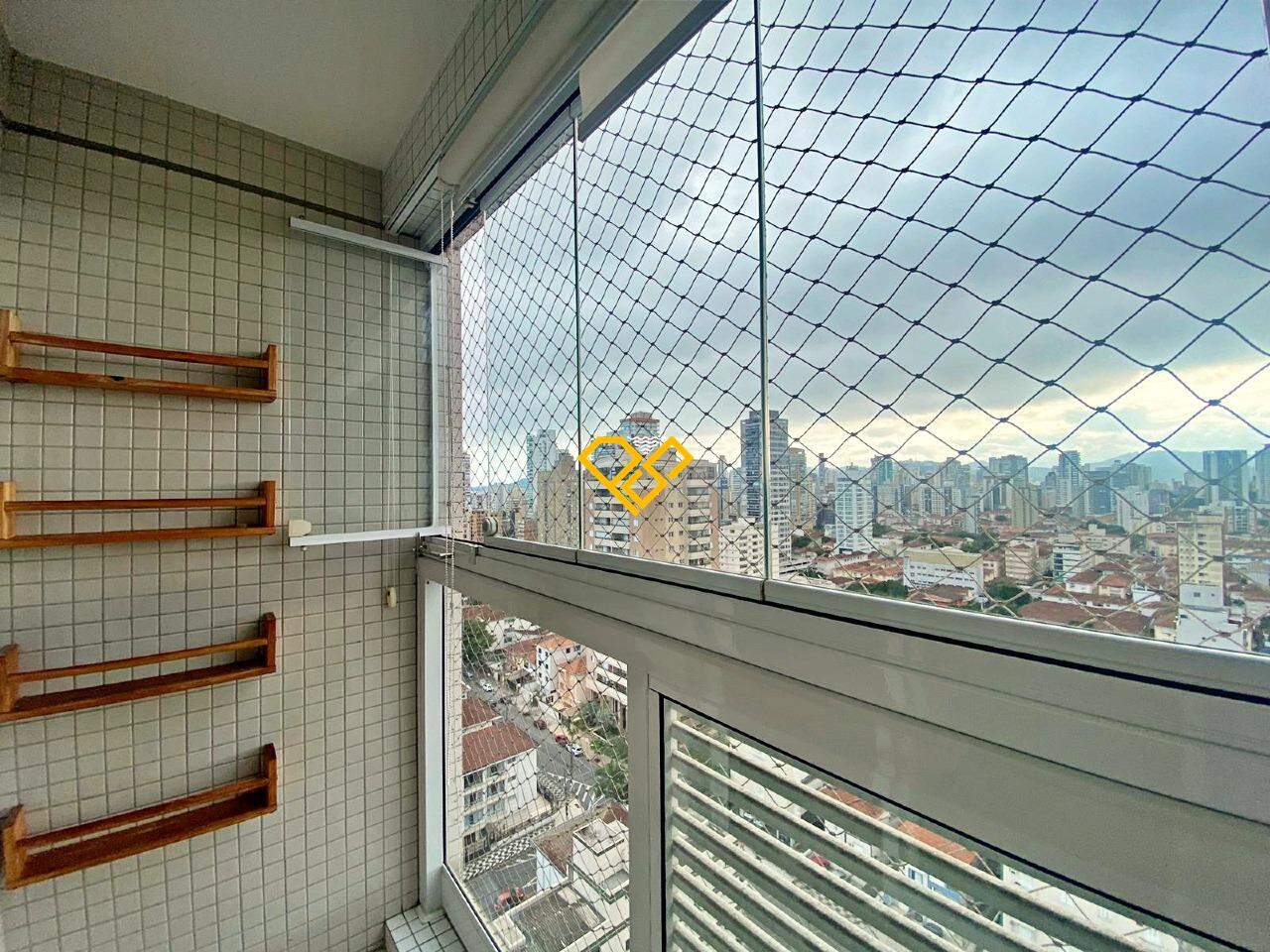 Apartamento à venda no Embaré: Varanda