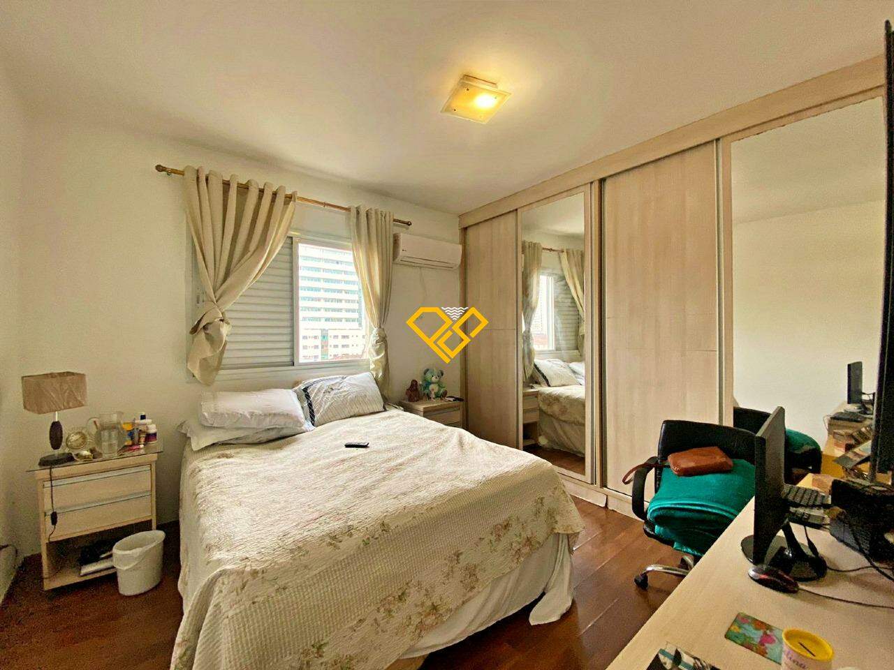 Apartamento à venda no Gonzaga: Dormitório 1 - suíte