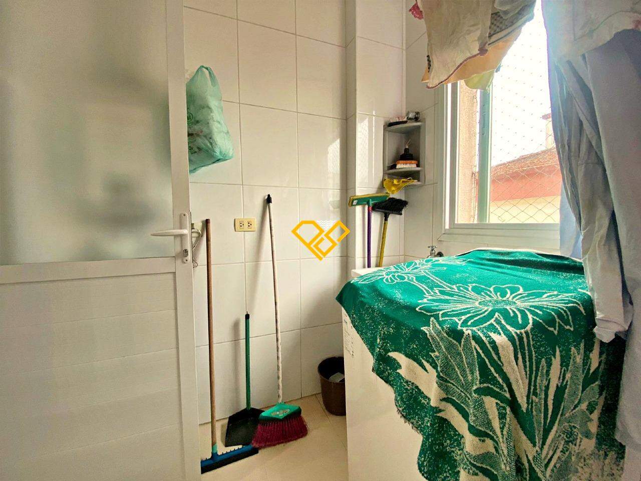 Apartamento à venda no Gonzaga: Área de serviço
