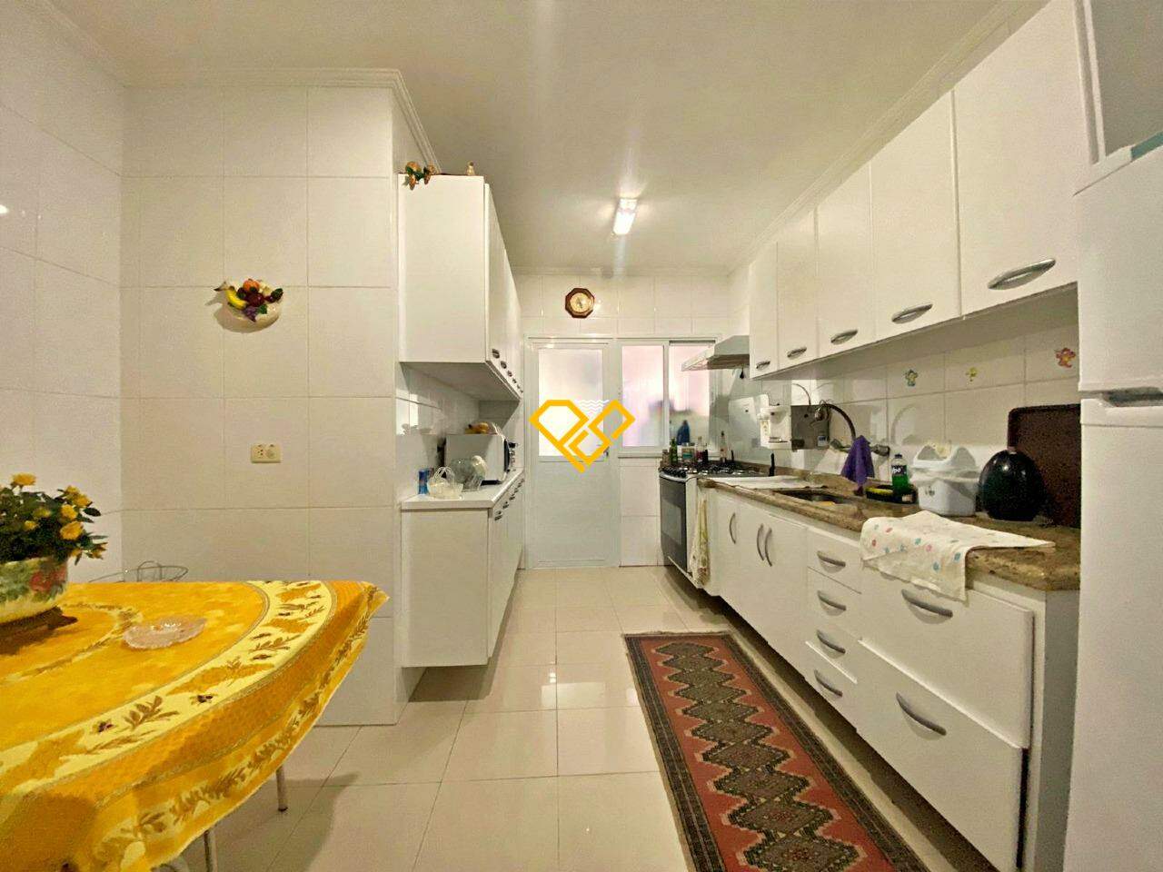Apartamento à venda no Gonzaga: Cozinha