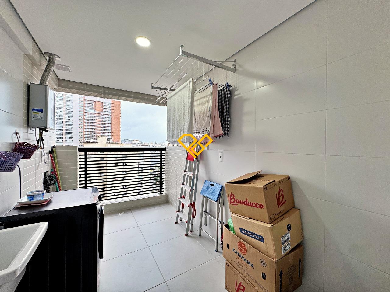 Apartamento à venda no Gonzaga: Área de serviço