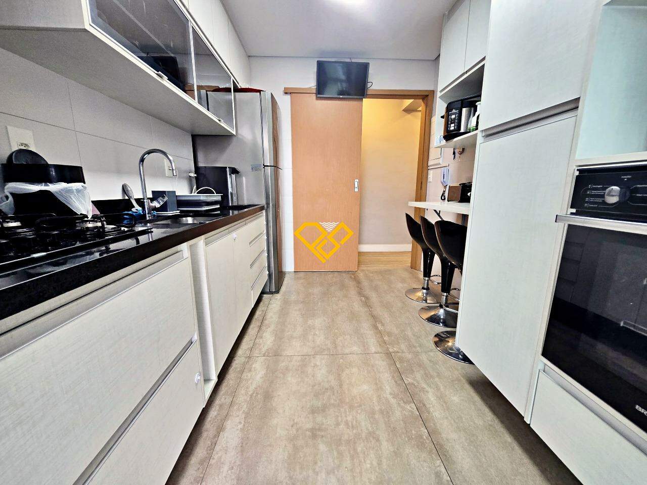 Apartamento à venda no Gonzaga: Cozinha