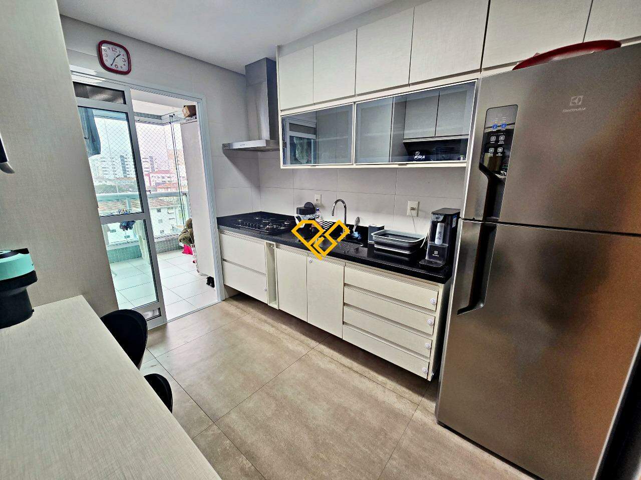 Apartamento à venda no Gonzaga: Cozinha