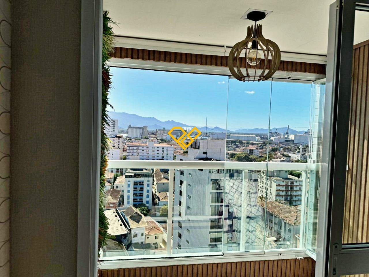 Apartamento à venda no Embaré: