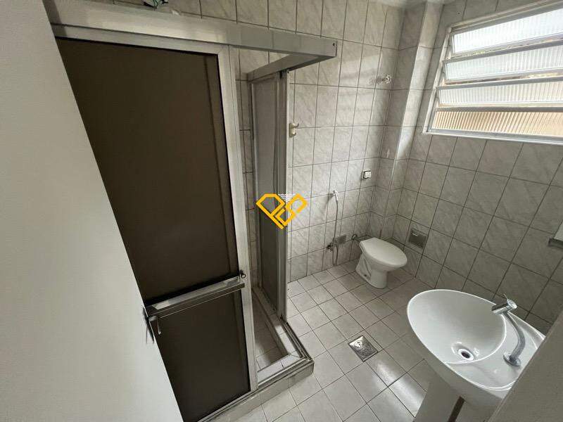Apartamento à venda no Vila Mathias: Wc social
