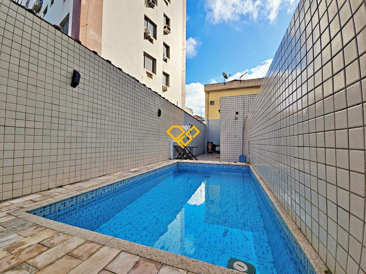 Sobreposta Baixa à venda no Campo Grande: Piscina