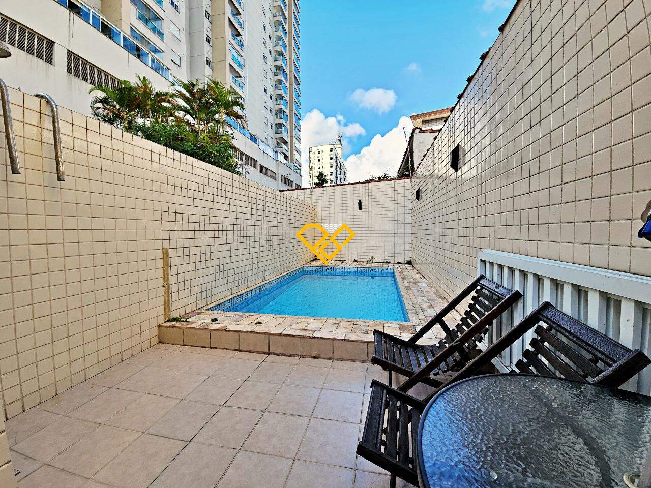 Sobreposta Baixa à venda no Campo Grande: Piscina