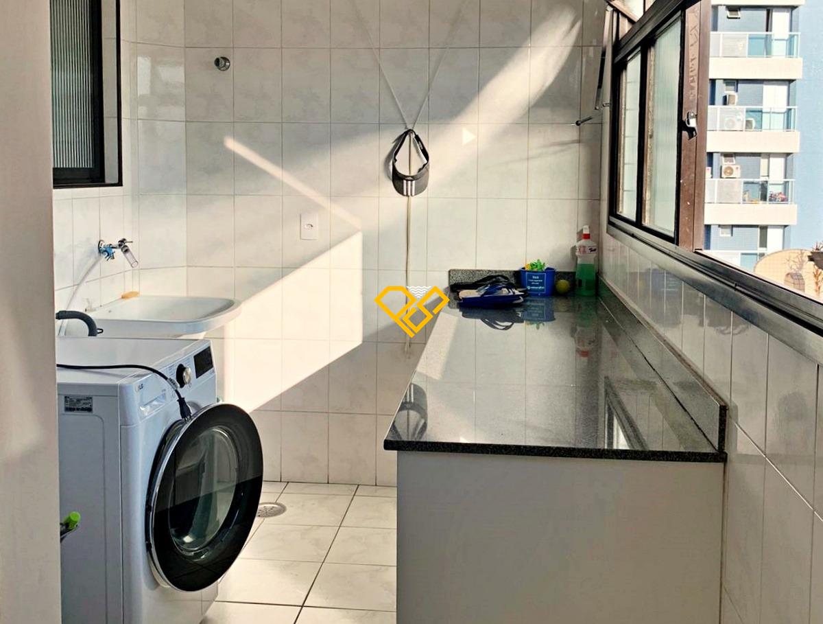 Apartamento à venda no Ponta da Praia: Área de serviço