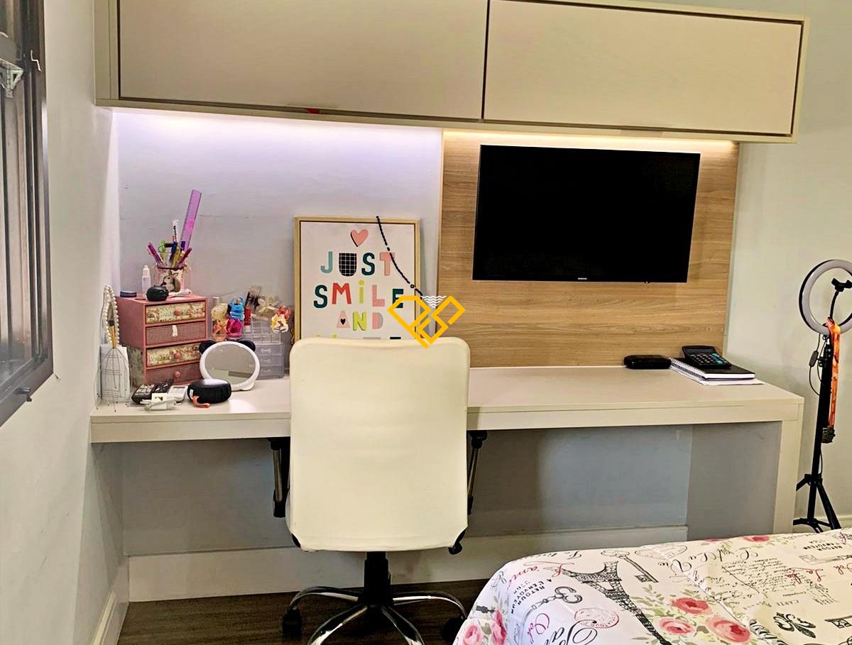 Apartamento à venda no Ponta da Praia: Suíte 2