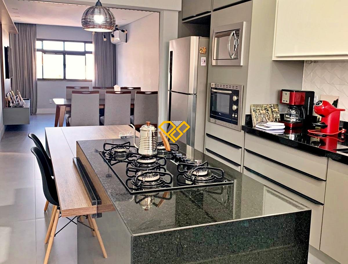 Apartamento à venda no Ponta da Praia: Cozinha
